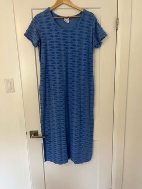 Vintage Made in Canada Fish Print Textured Short-Sleeve Midi Dress